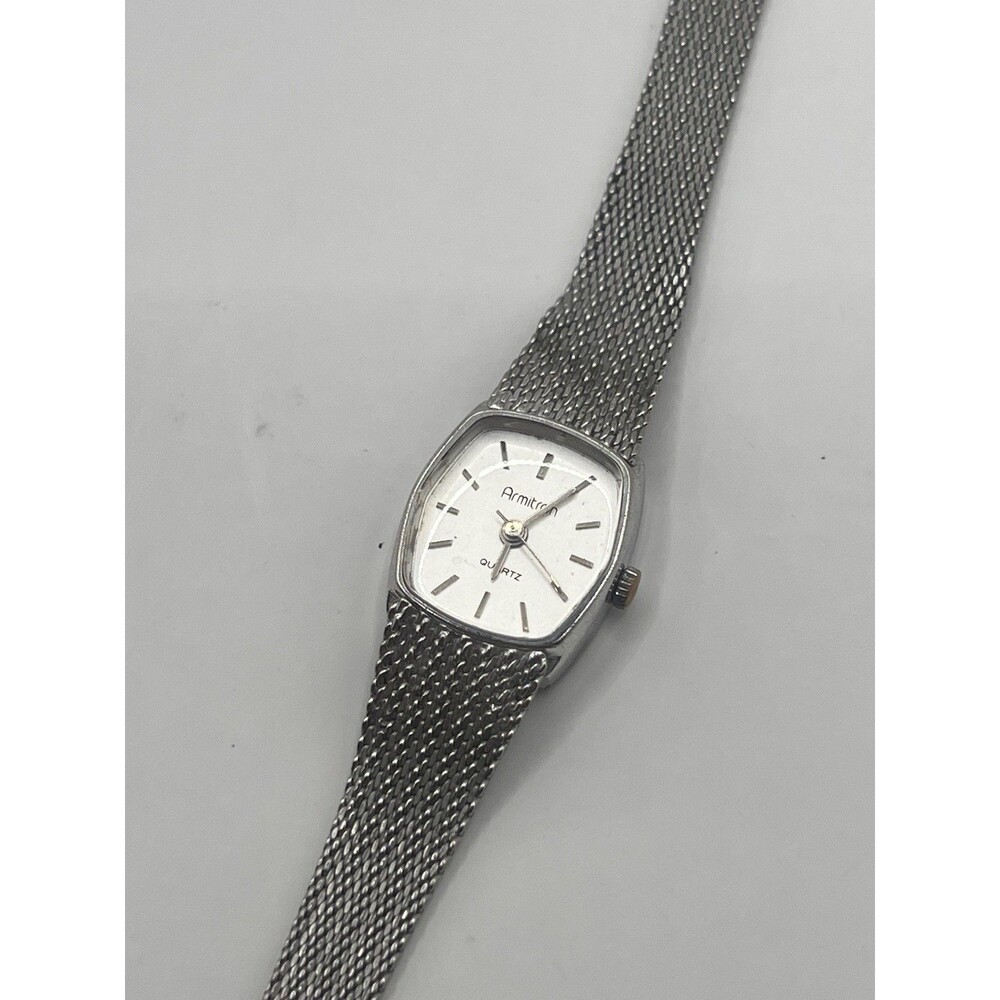 Vintage Armitron Ladies Quartz Watch Silver Tone Mesh Bracelet 1989 Runs New Bat